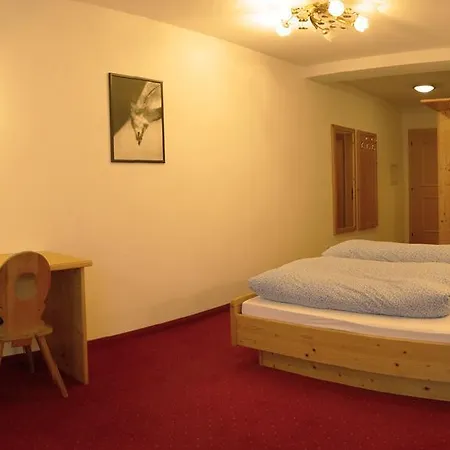 Diana 3* Pettneu am Arlberg